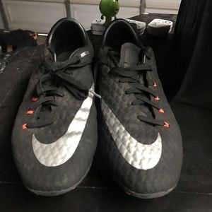 Nike cleats hyper venom